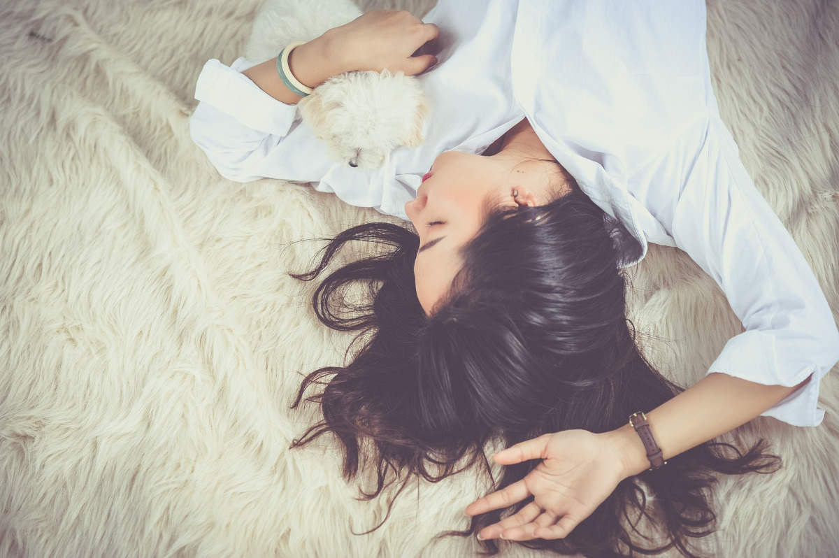 Según las investigaciones, el magnesio puede ayudar con los problemas para dormir