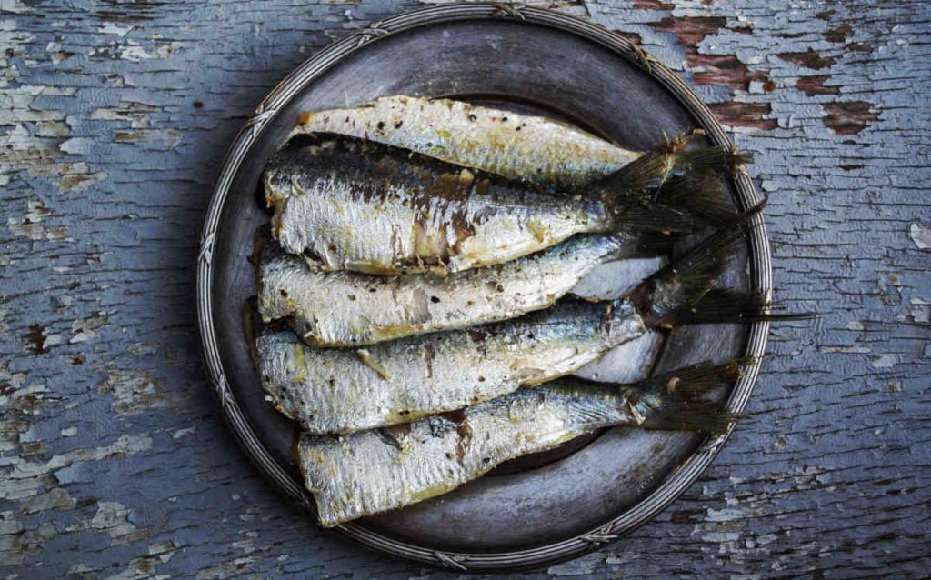 El pescado graso y el marisco son una buena fuente de omega 3